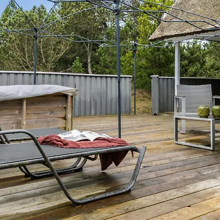 3 Bedroom Cozy In Feriehus *